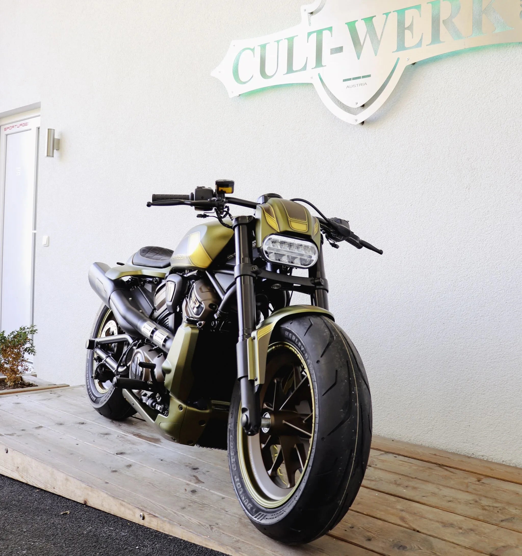 Cult Werk Turn Signal Holder - Black