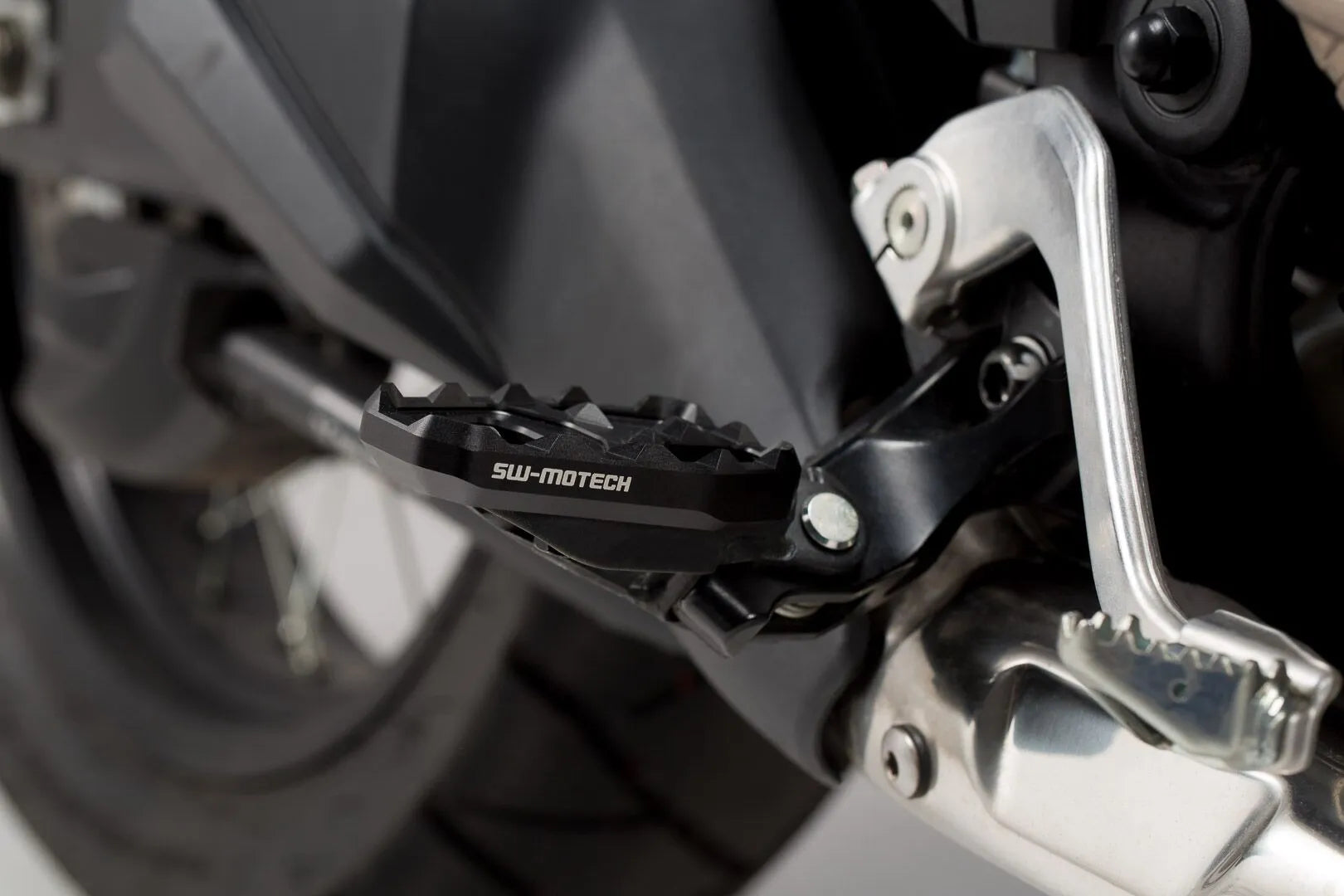 Sw-motech Footrest Extension For Honda Crf1000l